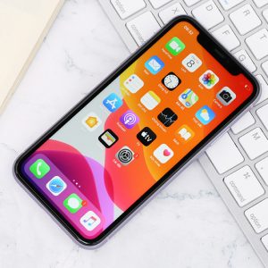 Điện thoại iPhone 11 64GB | Thiết kế thời trang